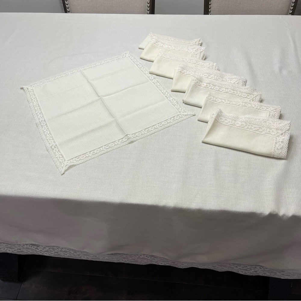 Vintage table cloth & 8 napkins 1970’s cream lace trim Fashion Manor JC Penny